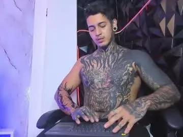 jaxxxonherd on Chaturbate 