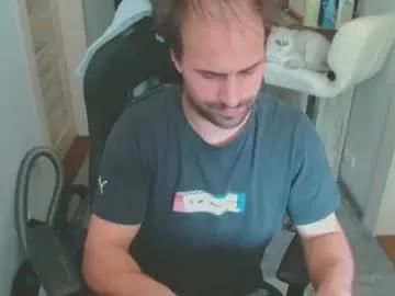 kampfzw3rg592 on Chaturbate