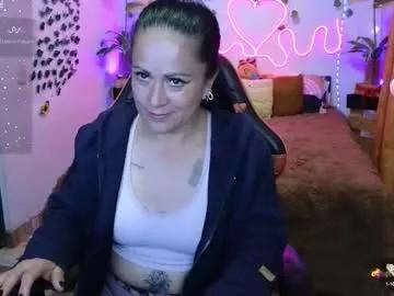 keka_teiku — top off [35 tokens left] fun time!!! we can make this pussy happy today with my special lush  #italian  #mommy  #longhair  #muscle   #mature  