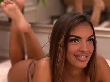 kendall_jolly — Big lips,big ass! Horny as always #lovense #teen #smalltits #feet #bigass