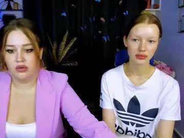 khloebeauty — GOAL: smile [111 tokens remaining] Welcome to my room! #shy #redhair #feet #smoke #teen