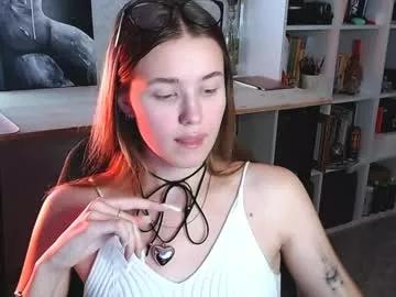 kikies_ on Chaturbate 