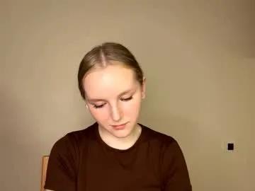 kirstievelasco on Chaturbate