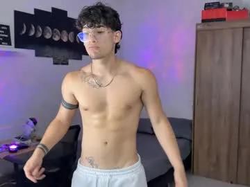 kisan_smith — Flash dick #bigcock #muscle #kind #master #str8 [50 tokens left]