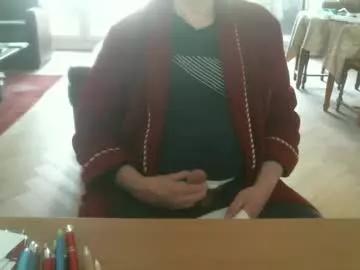 kisslog1 on Chaturbate 