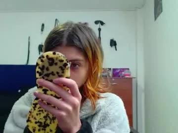 kratos_and_afrodita on Chaturbate