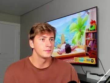 krishort on Chaturbate