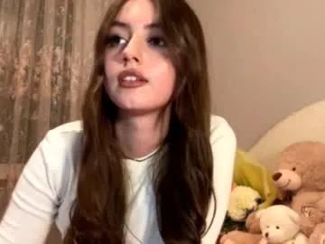 kristinelongman — Goal: Lift up my top and show my bra<: My name is Catherine #new , new experience to me, hope it turns out well :3  #skinny #young #18 #shy [56 tokens remaining]