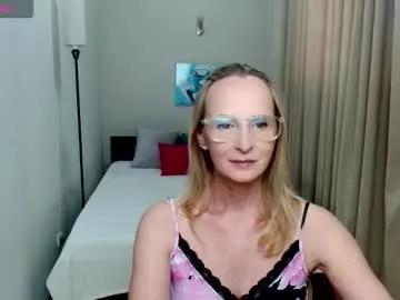 lady_sexy_di — GOAL: Spank that pussy [19 tokens remaining] Welcome to my room! #skinny #bigass #milf #mommy #smalltits