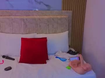 laiamilf on Chaturbate 