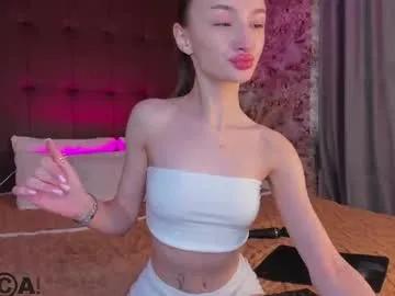 laralourance on Chaturbate 
