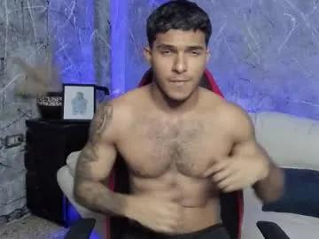 leo_taro — make me happy tonight #muscle #hairy #bigdick #18 #latino [1111 tokens remaining]
