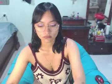 leslie__anderson — CREAMPUSSY  #bush #smoke #hairy #asian #hairypussy [0 tokens remaining]
