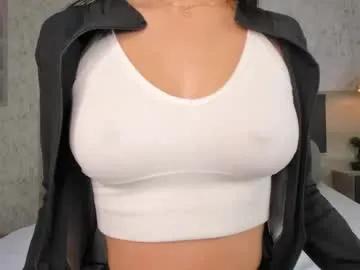 lili_foxy — spank this melon   "   #slim #natural  #dance [25 tokens remaining]
