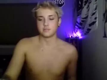 mammothboii2 on Chaturbate 