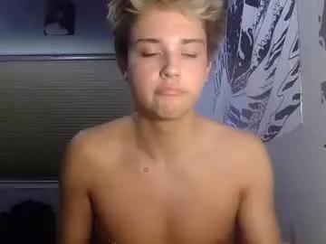 mammothboii2 on Chaturbate 