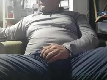 marrieddad19751975 on Chaturbate 