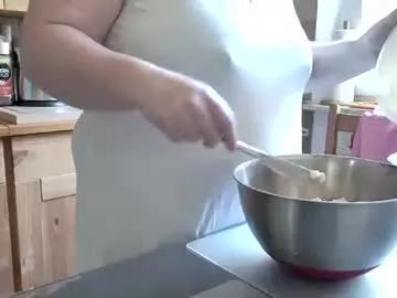 marthabriest — CrazyGoal: Mama show new pink ass leggings #bigboobs #german