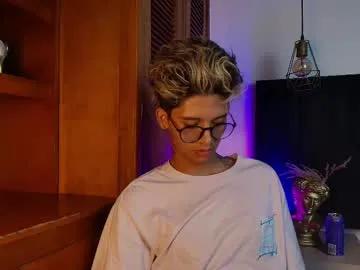 massimo_alessandro on Chaturbate 