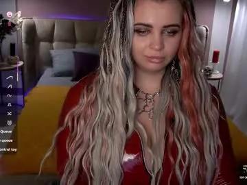 maya_mils on Chaturbate
