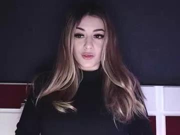 mayadelevinnge on Chaturbate 
