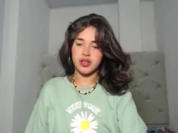 melody_phillips2 — nude [81 tokens left] #18 #latina #new #teen #milk