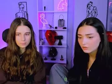 miki_nikki on Chaturbate 