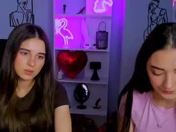 miki_nikki on Chaturbate 