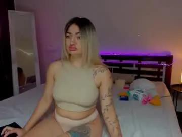 mikkishows on Chaturbate 