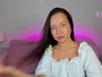 milana_mew on Chaturbate
