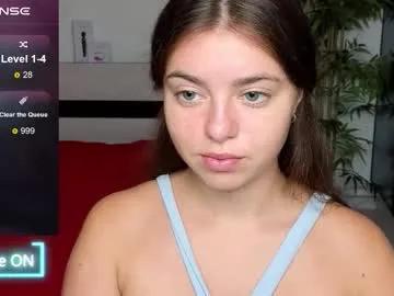 milania_hot_foxy — Goal: teasing #ukraine #lovense #bigass #tits #sexy - Next Goal: take of my pants