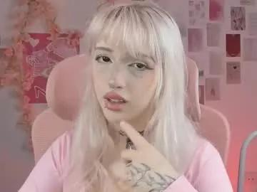 milkmorii on Chaturbate