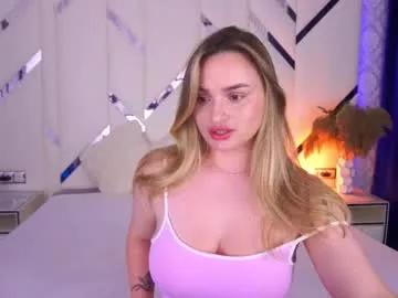 minifox_ on Chaturbate 