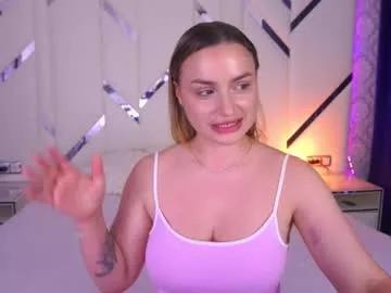minifox_ on Chaturbate 