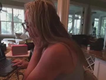 missbehavinxoxo on Chaturbate 