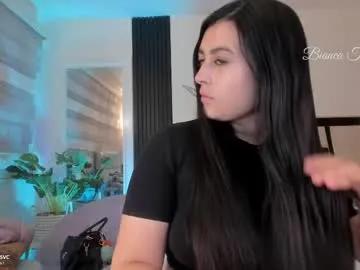 missbianca1 — Panty off + Play fingers  [121 tokens left] #latina #natural #squirt #bigclit #blowjob