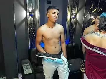 mr_maximo on Chaturbate 
