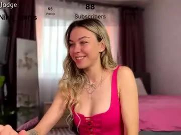 nika_lodge_official on Chaturbate