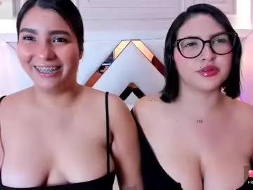 ninablooms01 on Chaturbate 