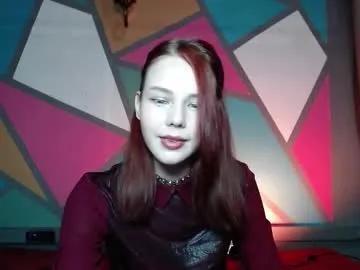 onessandra on Chaturbate