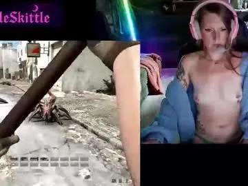 paleskittle — Playing Serious Sam 3: BFE!! Hangout with me <3 #gamer #Relaxed #Titties #Hangout #gaming