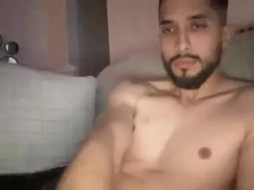 papicubano_guapo23cm on Chaturbate 