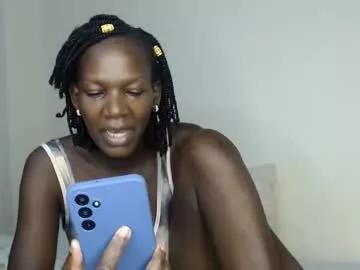 pettite_cora1 on Chaturbate 