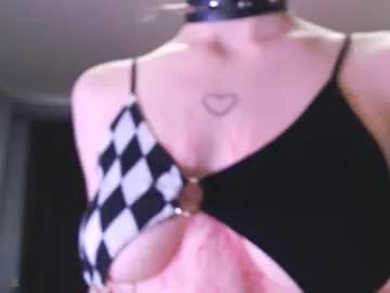 piginnya on Chaturbate 
