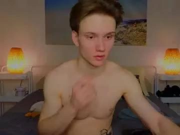 pupsenish on Chaturbate 