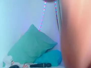 queenalya_ on Chaturbate 
