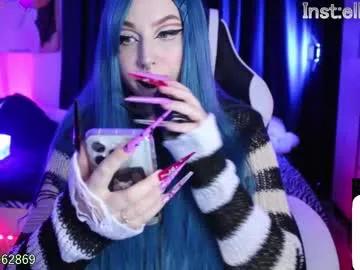 razor_claw — Ellie always knows how to get your heart pumpingmy fav patterns 100, 200, 333 , 666 - Multi-Goal :  CUM SHOW  #goth #bigboobs #anal #bigass #smoke