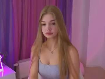 riinaaa on Chaturbate 