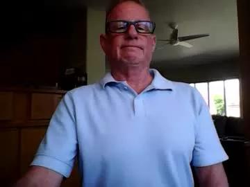 robo0000 on Chaturbate 