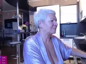 roxana_brooks — Put me in doggy on chair #milf #bigboobs #mature #lovense #mommy [72 tokens remaining]